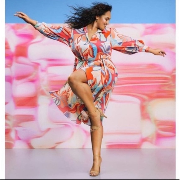 ALEXIS Mixed Floral Long Sleeve Robe Dress Coverup - Picture 3 of 9